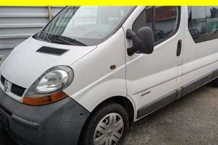 Renault Trafic 215.049 km 4.650 &euro; Lübeck 23556