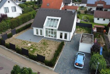 Großzügiges Einfamilienhaus mit Garten und Garage in Niederstotzingen zum vermieten! 4.5 zimmer
