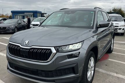 Skoda Kodiaq 155.978 km 19.900 € Berlin 12277