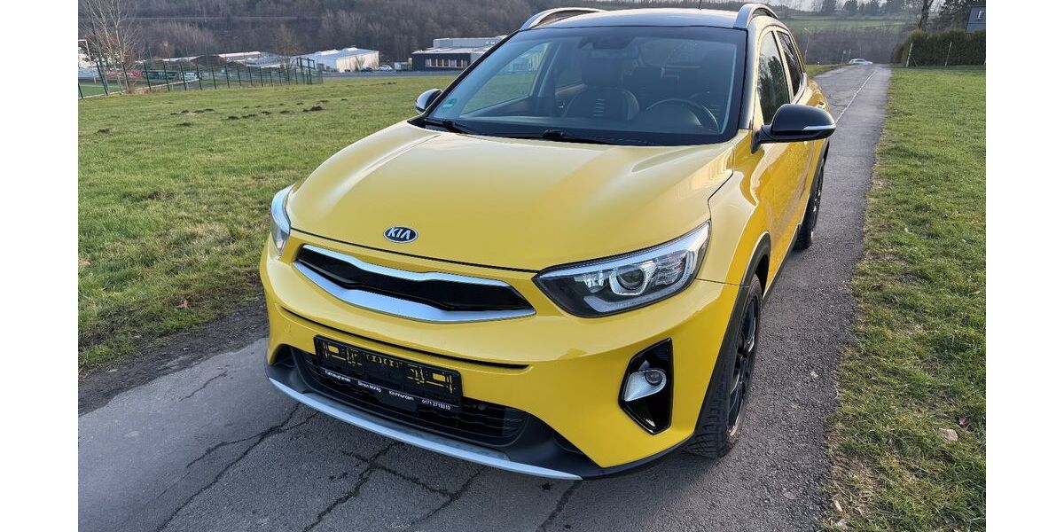 Kia Stonic 179.000 km 8.990 &euro; Kirchhundem 57399