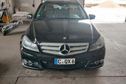 Mercedes C 200