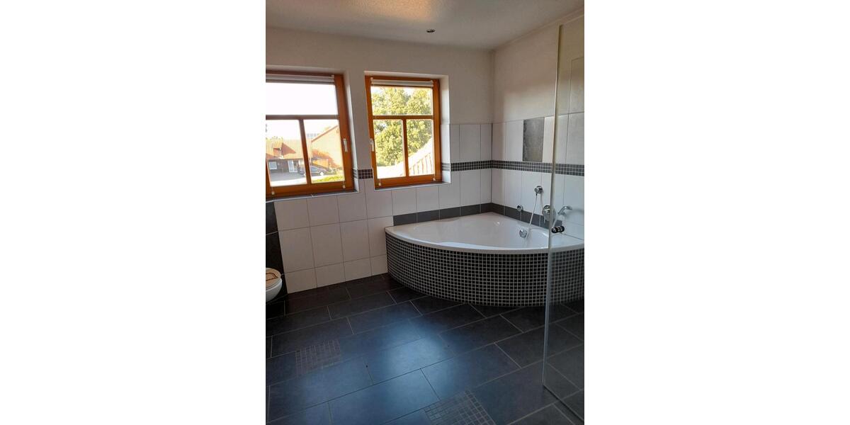 Dachgeschoßwohnung Eystrup - 5 Zimmer, 178 m&sup2;, 1.300&euro; | Angebot:25172492