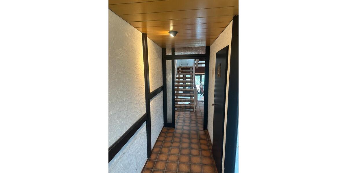 Reihenhaus Laatzen - 5 Zimmer, 127 m&sup2;, 1.900&euro; | Angebot:25082173