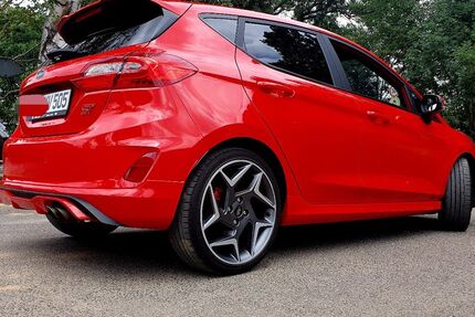 Ford Fiesta 143.750 km 14.750 &euro; Troisdorf 53844