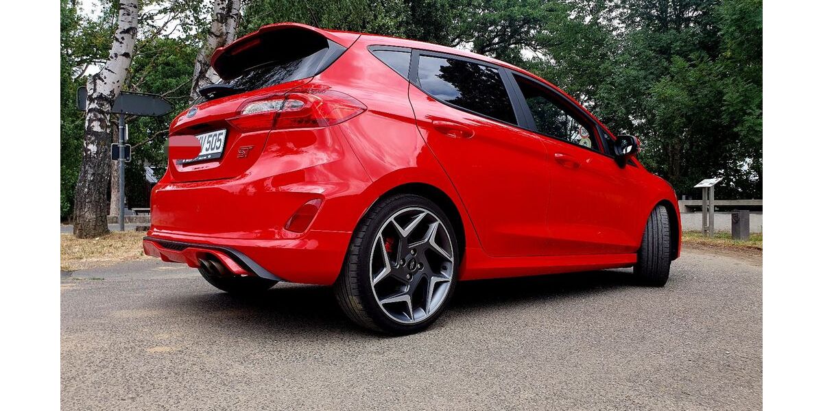 Ford Fiesta 143.750 km 14.750 &euro; Troisdorf 53844