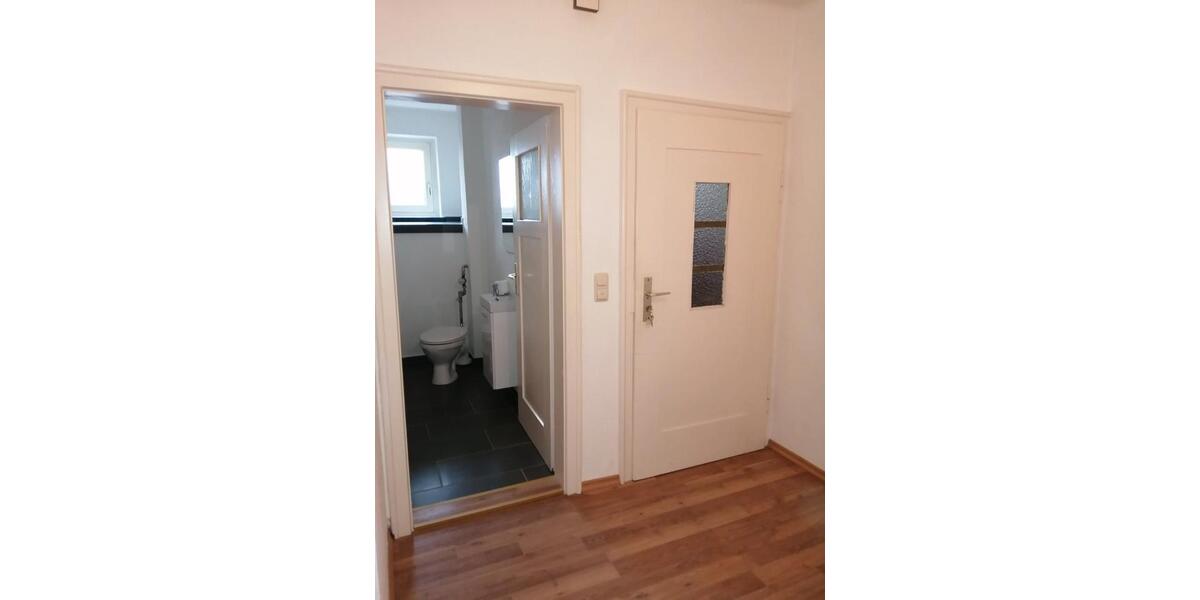 Etagenwohnung Hof Altstadt - 1 Zimmer, 51 m&sup2;, 380&euro; | Angebot:26413752