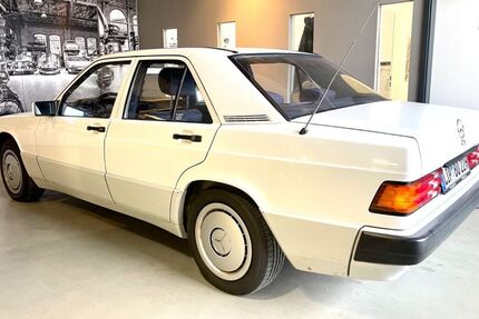 Mercedes 190