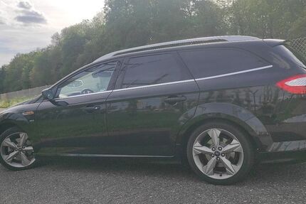 Ford Mondeo 181.000 km 8.999 &euro; Rielasingen 78239