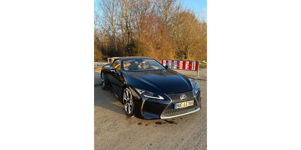 Lexus LC 500 62.000 km 80.990 &euro; München 81241