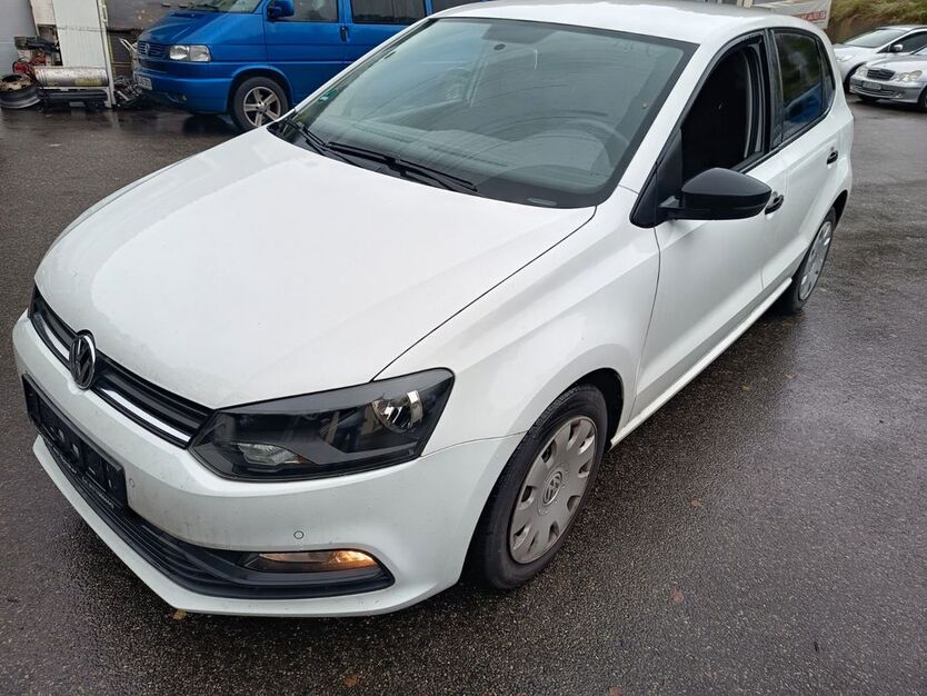 VW Polo 137.000 km 6.490 € Villingen-Schwenningen 78052