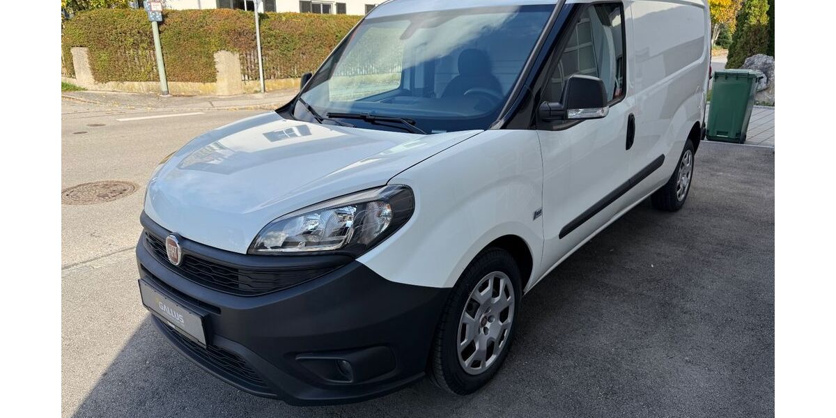 Fiat Doblo 27.750 km 16.890 &euro; München 81827