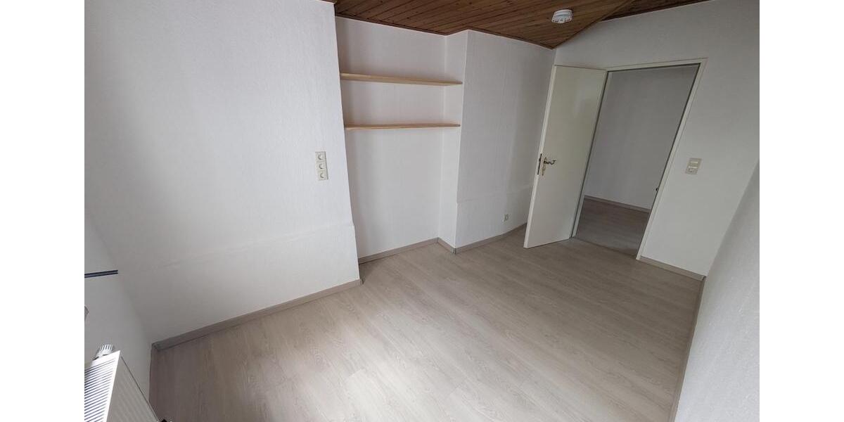 Erdgeschoßwohnung Eilenburg - 4 Zimmer, 104 m&sup2;, 572&euro; | Angebot:26008192