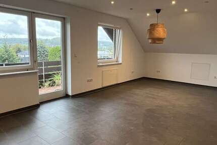 Wohnung Dörentrup / Humfeld Humfeld - 3 Zimmer, 115 m&sup2;, 850&euro; | Angebot:26399522