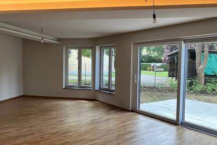 Schöne 2 Zimmerwohnung! Tolle Lage ! Erstbezug - Wohnung mit großer Terrasse