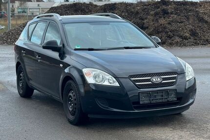 Kia ceed / Ceed 254.000 km 1.450 &euro; Fürstenau 49584