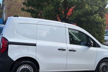 Renault Kangoo 8.300 km 13.700 &euro; Essen 45326