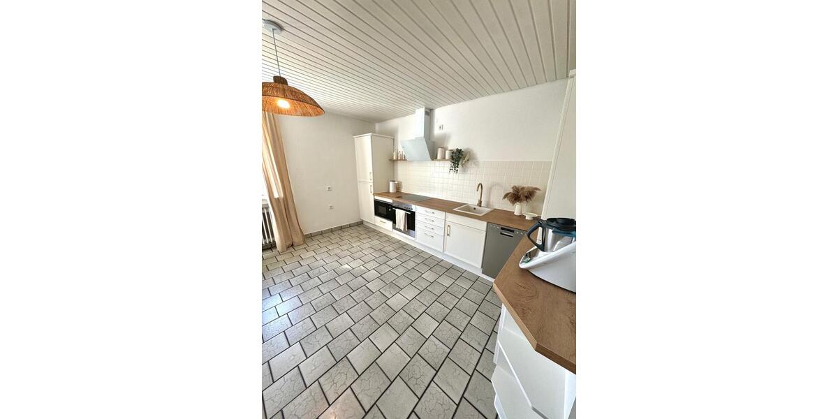 Dachgeschoßwohnung Soest - 3 Zimmer, 90 m&sup2;, 650&euro; | Angebot:24866582