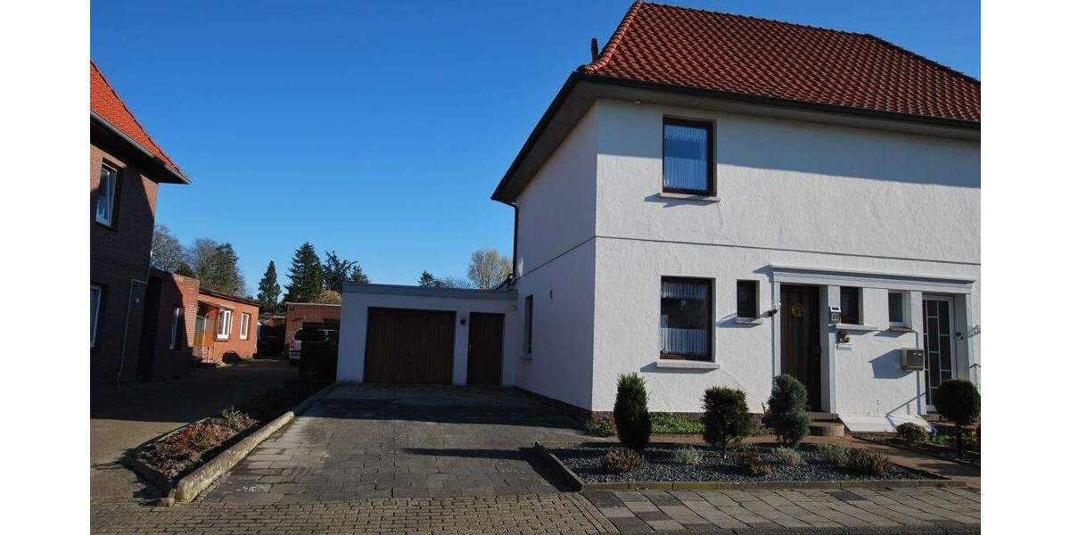 Doppelhaushälfte Varel - 4 Zimmer, 133 m&sup2;, 193.000&euro; | Angebot:25385875