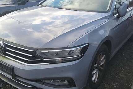 VW Passat 147.054 km 15.900 &euro; Braunschweig 38126