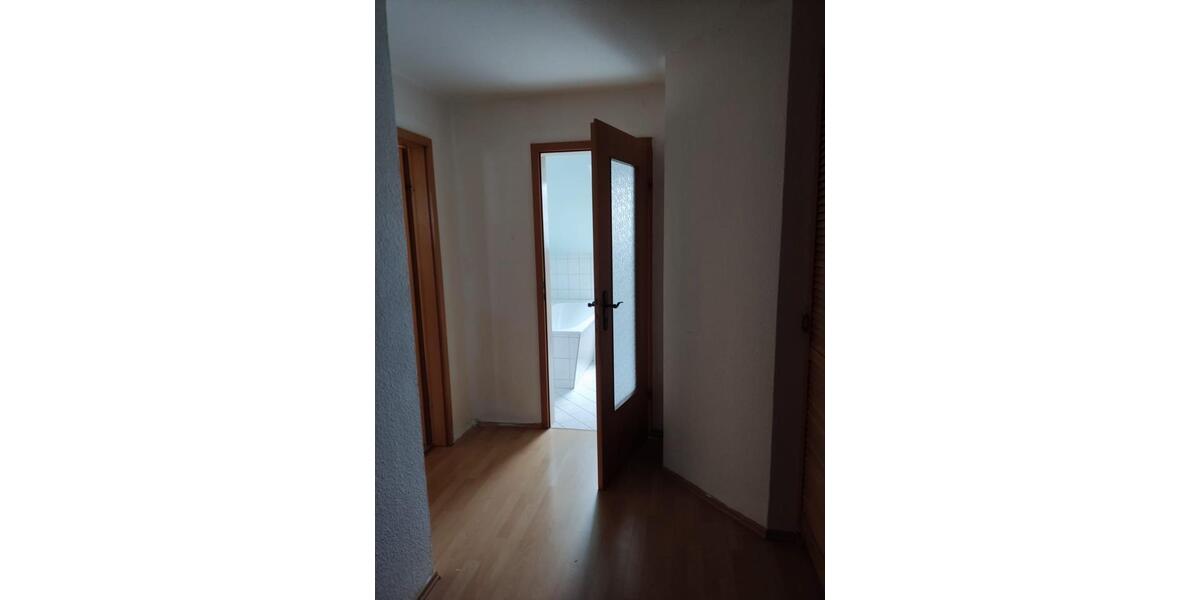 Mehrfamilienhaus, Wohnhaus Werdau - 8 Zimmer, 200 m&sup2;, 125.000&euro; | Angebot:26962795