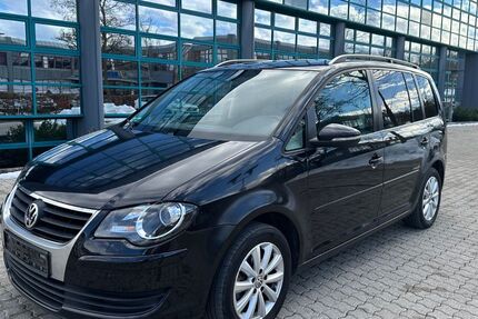 VW Touran 220.000 km 2.000 &euro; Aschheim 85609