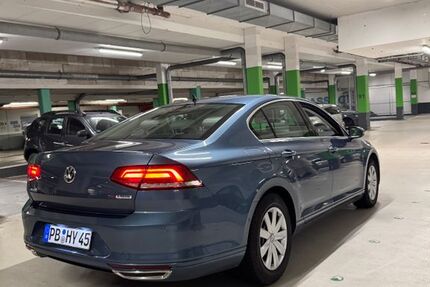 VW Passat 120.000 km 12.999 &euro; Paderborn 33098