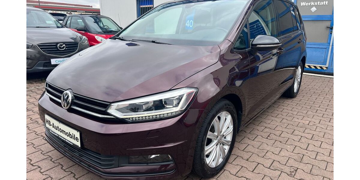 VW Touran 142.887 km 18.300 &euro; Mühlhausen 99974