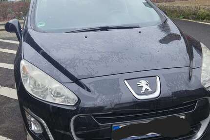 Peugeot 308 210.000 km 2.400 &euro; Siegburg 53721