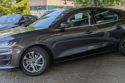 Ford Focus 2.500 km 26.875 € Lauterbach 36341