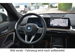 BMW iX1 30 xDrive Navi PanoDach Keyless LED 24.332 km 37.995 &euro; Donauwörth 86609