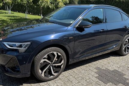 Audi e-tron 39.237 km 34.900 &euro; Papenburg 26871