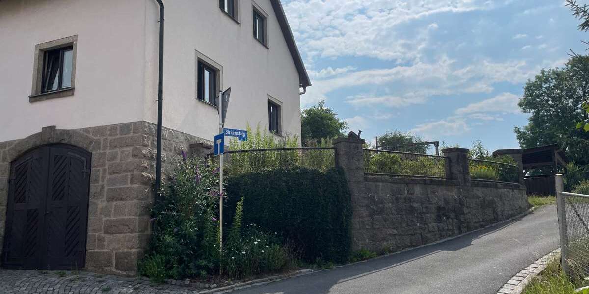 Einfamilienhaus Floß - 8 Zimmer, 140 m&sup2;, 199.000&euro; | Angebot:27427953