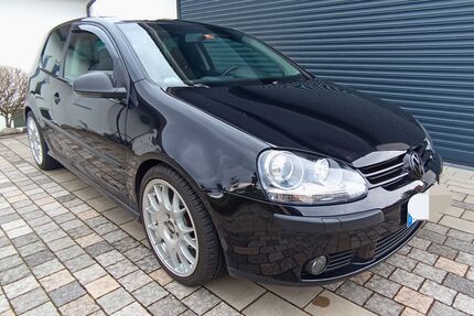 VW Golf 136.000 km 5.000 &euro; Wasserburg 88142