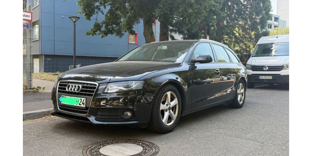 Audi A4 190.000 km 3.750 &euro; Freiburg 79111