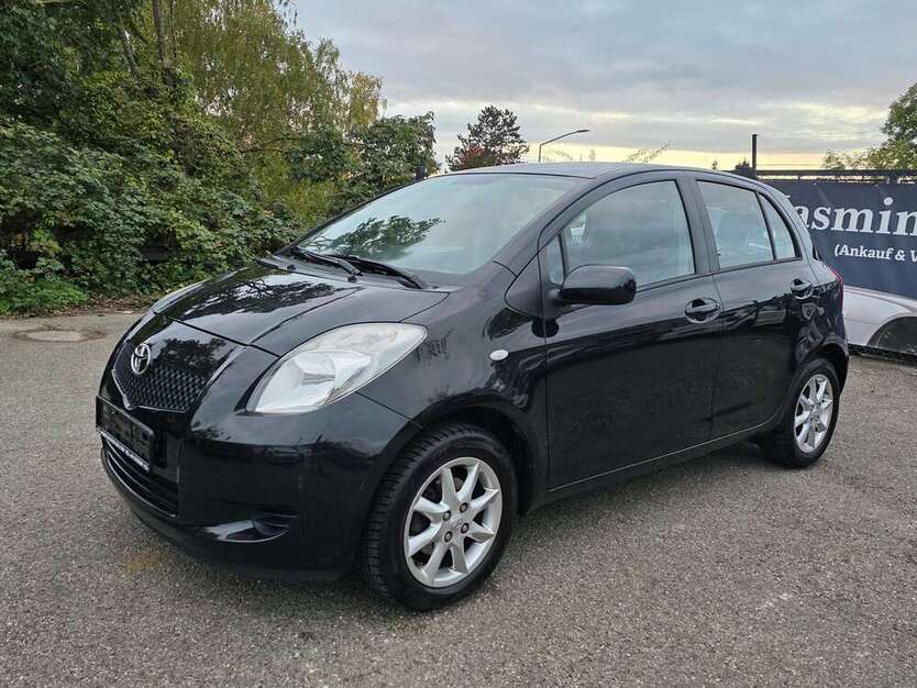 Toyota Yaris 91.000 km 2.490 € Kehl 77694