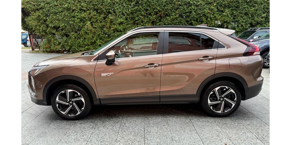 Mitsubishi Eclipse Cross 44.000 km 19.980 € München 81827