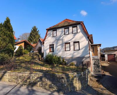BAUERNHAUS MIT SCHEUNE - HISTORISCHER CHARMÉ - Einfamilienhaus Schleusingen | Angebot:24698032