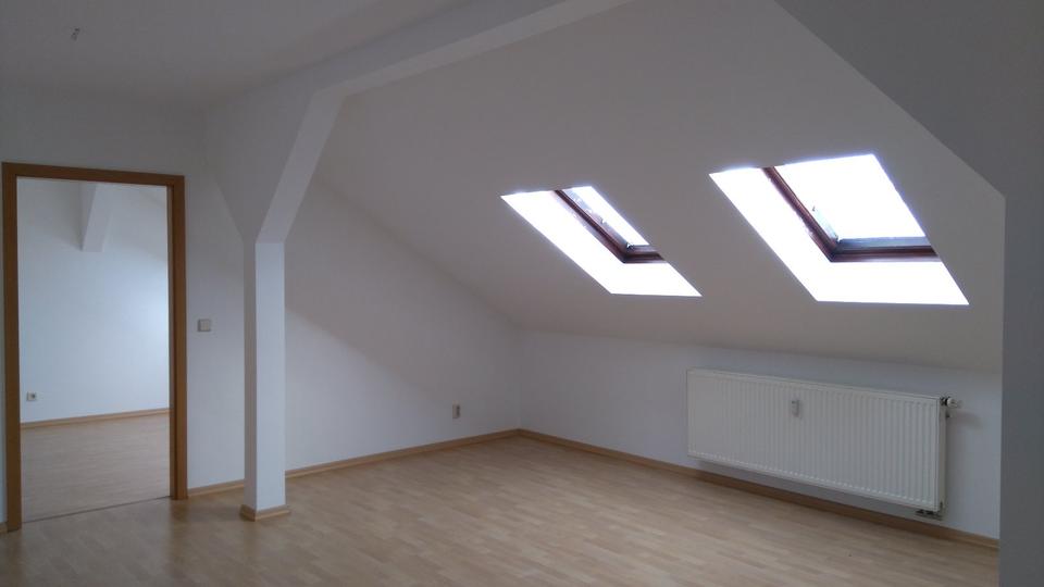 Dachgeschoßwohnung Pockau-Lengefeld Lengefeld - 3 Zimmer, 81 m&sup2;, 406&euro; | Angebot:24523683