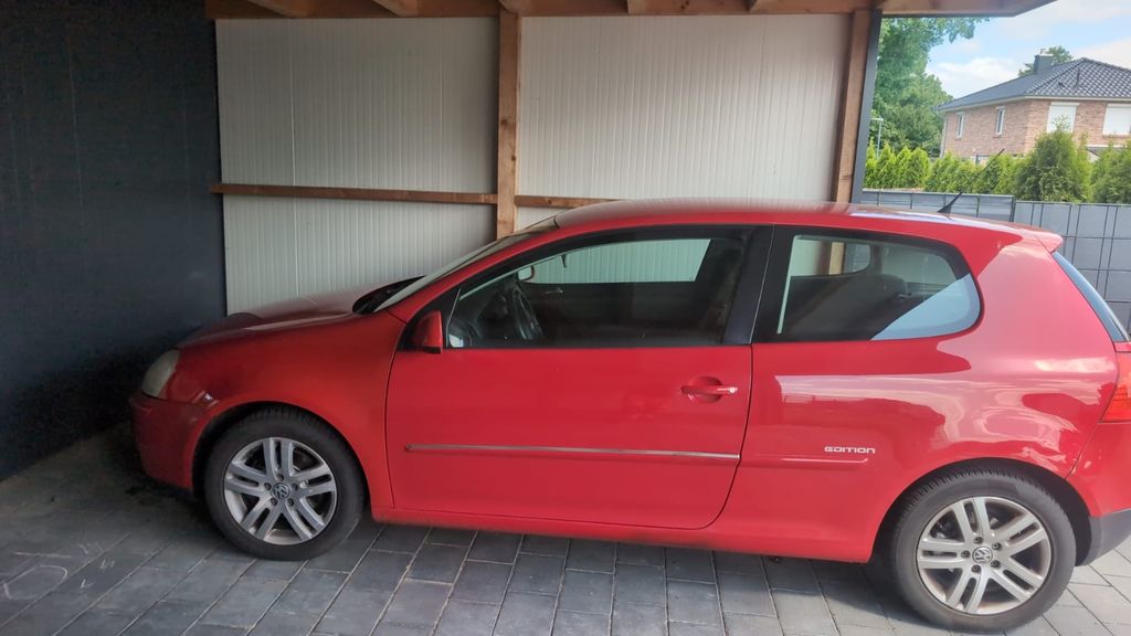 VW Golf 162.300 km 1.330 &euro; Neumünster, Holst (Wittorf) 24539