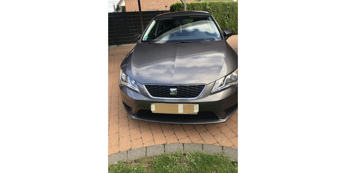 Seat Leon 97.400 km 8.400 &euro; Hemmoor 21745