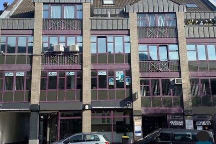 (D)EIN Wohn-und Gescha?ftshaus in TOP-Lage 6 Gewerbeeinheiten 2 Wohneinheiten 12 Stellplätze zimmer