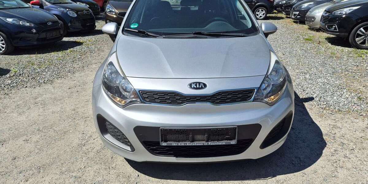 Kia Rio 121.000 km 5.930 &euro; Einhausen 64683