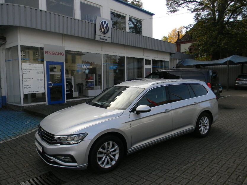VW Passat Variant 38.980 km 27.998 € Kaiserslautern 67655