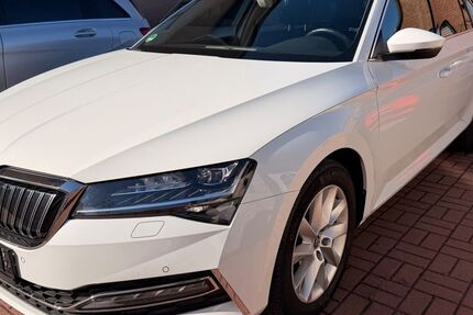 Skoda Superb 199.000 km 14.800 &euro; Berlin 12355