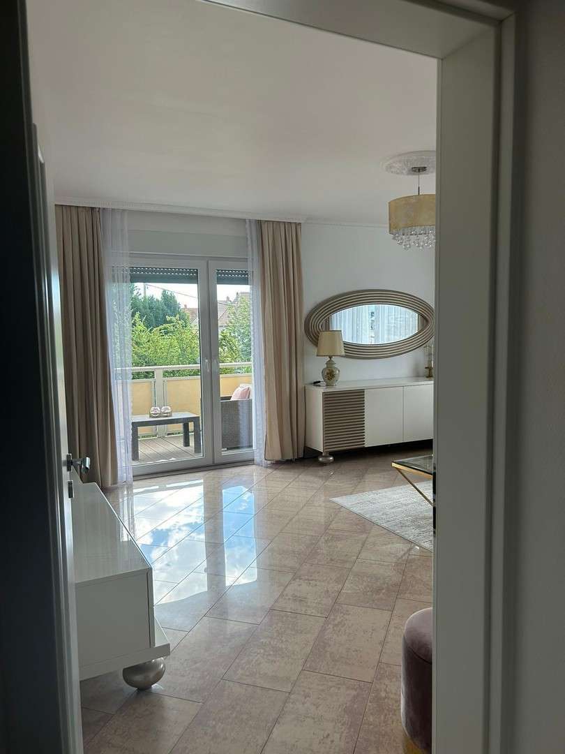 Wohnung zum Mieten in Stuttgart 1.550 € 109 m² 4 zimmer