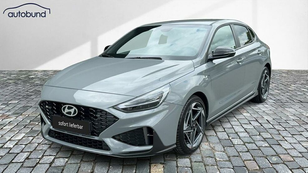 i30