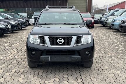 Nissan Navara 190.000 km 9.950 &euro; Erbach bei Ulm 89155