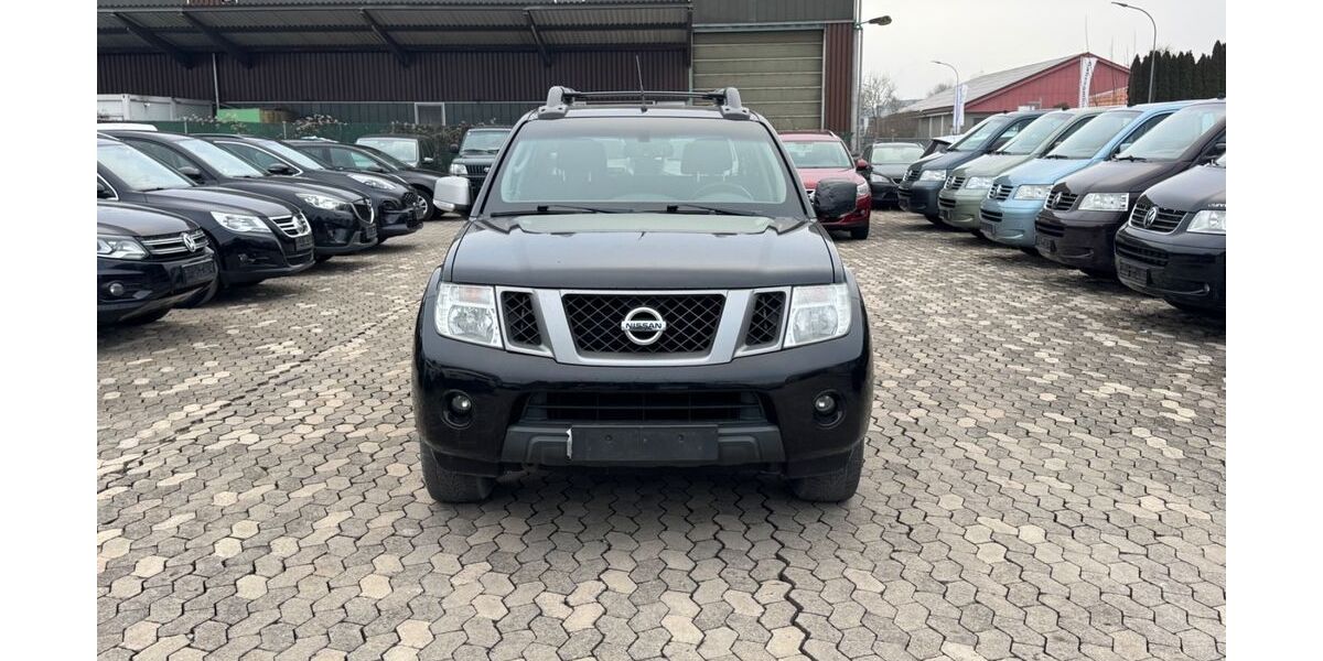 Nissan Navara 190.000 km 9.950 &euro; Erbach bei Ulm 89155