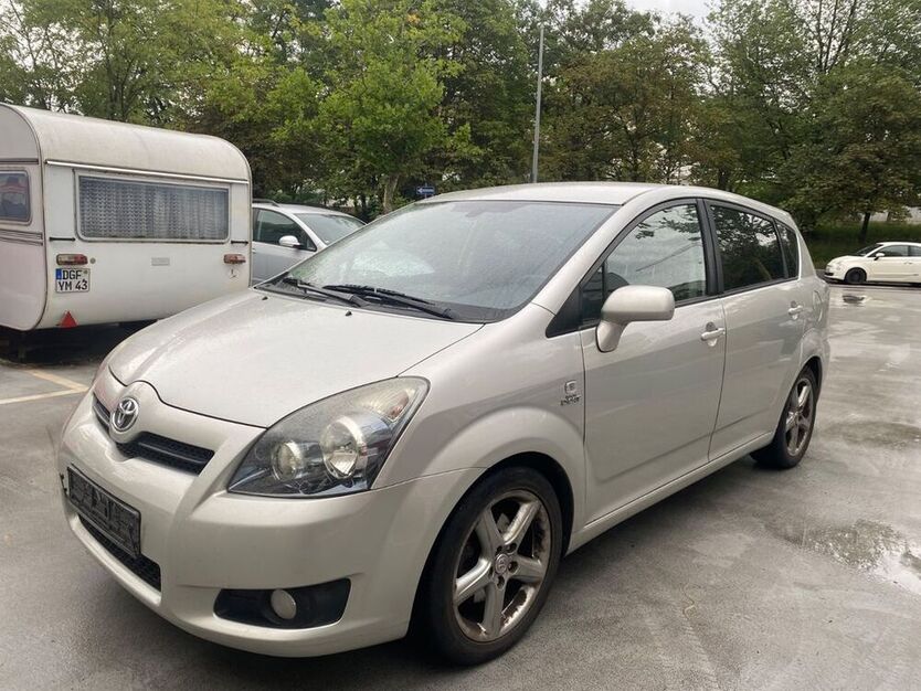 Corolla Verso