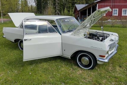 Opel Rekord 107.500 km 13.490 &euro; Schleswig 24837